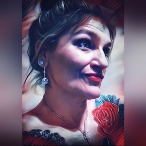 Meet your Posher, Hillary